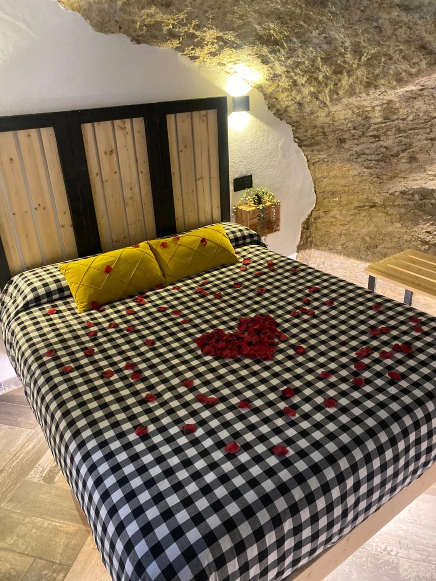 Casa Rural Bajo La Alcazaba Setenil De Las Bodegas Εξωτερικό φωτογραφία